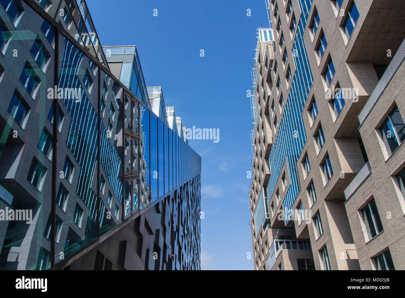 Bar Code, Oslo, Arkitektur, moderne arkitektur, glass, metall, betonf, tre  Stock Photo - Alamy