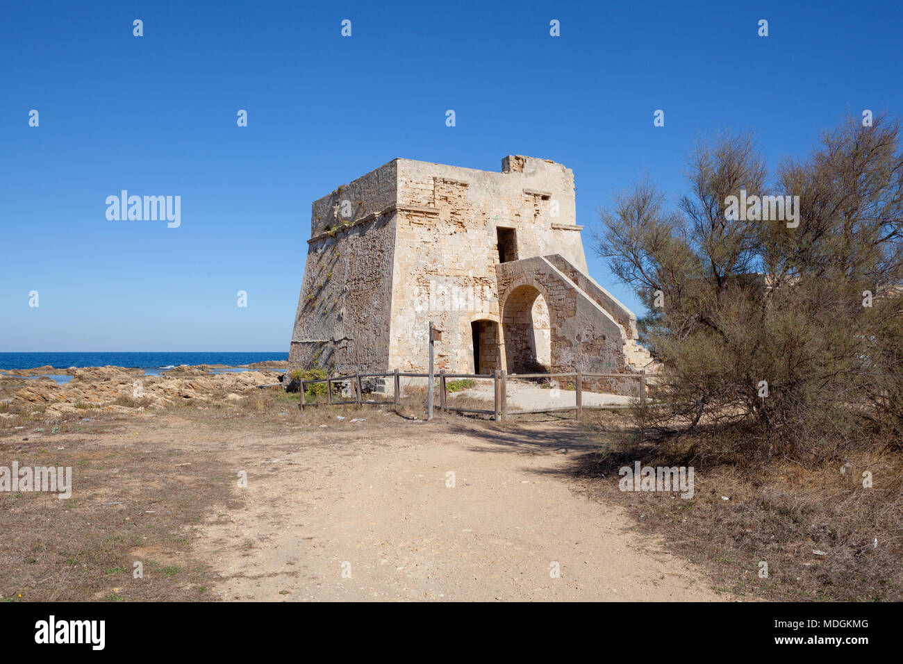 Torre Punta Penne (Punta Penne Tower). Brindisi, Italy Stock Photo - Alamy