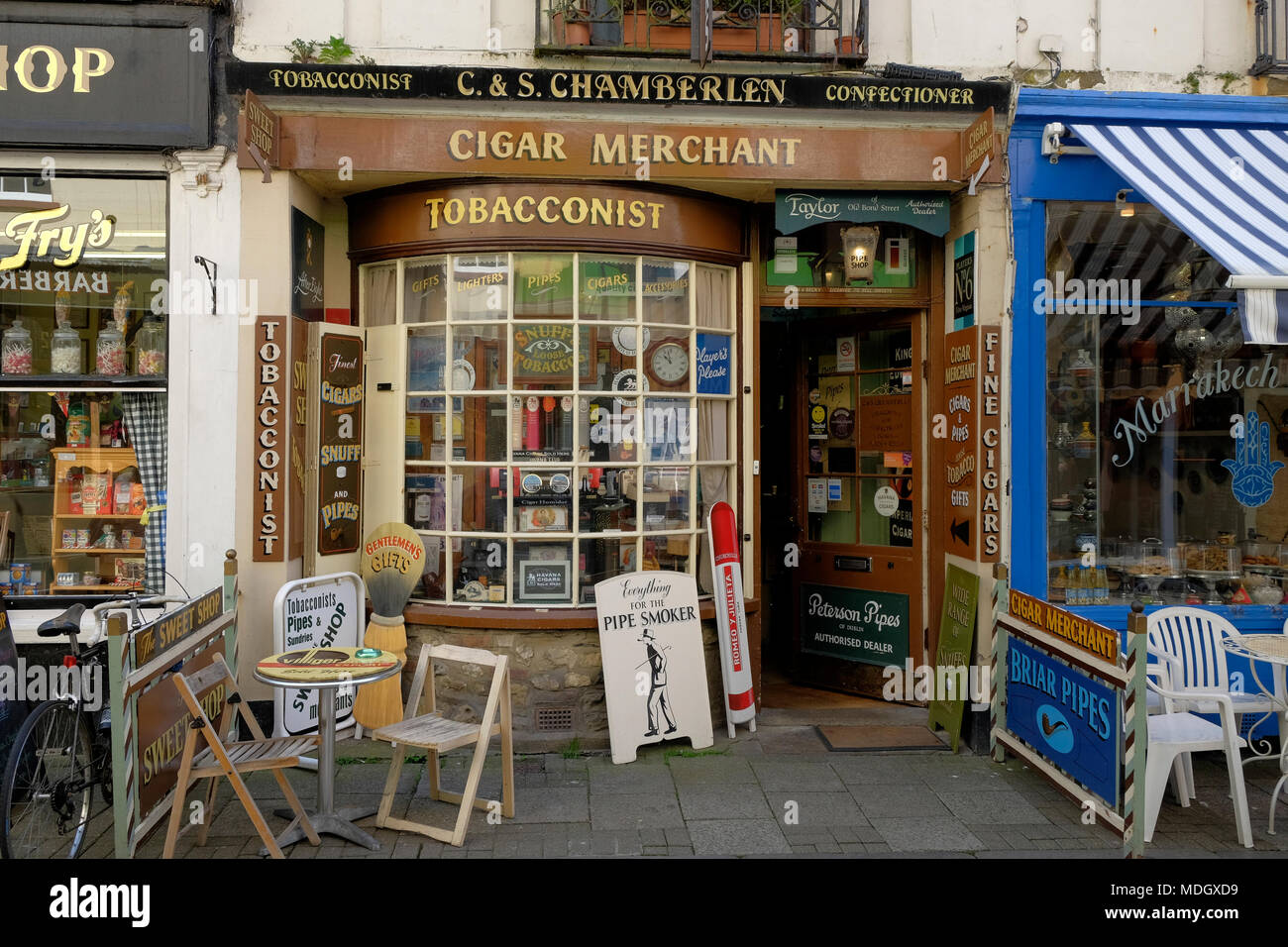 Cigar Shops High Resolution Stock Photography And Images Alamy