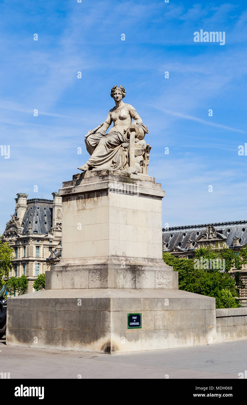 Statue Of La Seine, Pont Du Carrousel,Paris, France Stock Photo Alamy