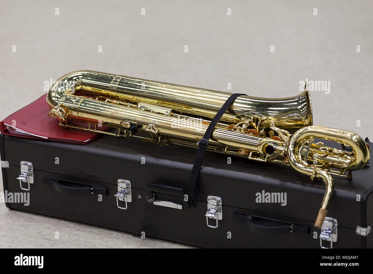 Baritone sax hires stock photography and images Alamy