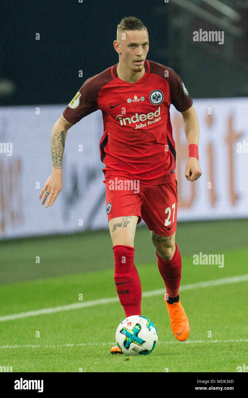 Marius WOLF (F) with Ball, individual action with ball, action, full figure, portrait, football, DFB Pokal, semi-final, FC Schalke 04 (GE) - Frankfurt (F) 0: 1 on 04/18/2018 in Gelsenkirchen/Germany. | usage worldwide Stock Photo