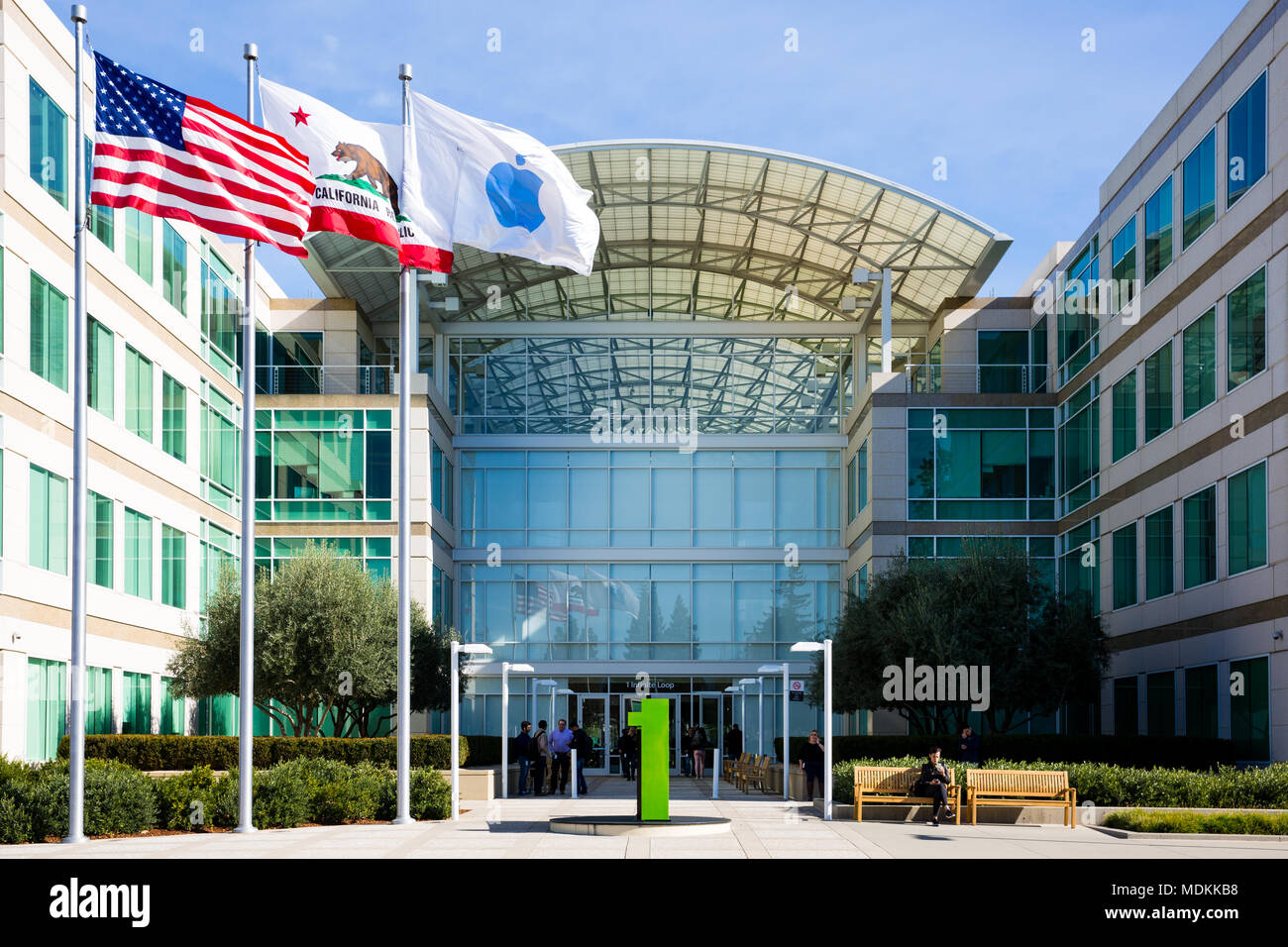 Apple Visitor Center, 1 Apple Park Way, San Jose, California, United States (USA) - January 30, 2017: Guests arrive at the Visitor Centre, a glass and Stock Photo