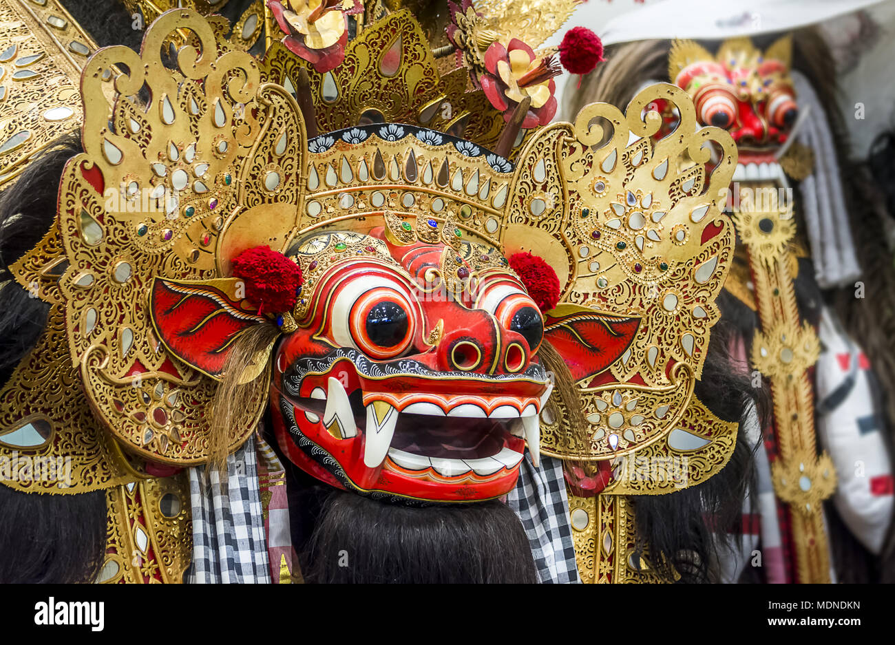 Barong mask bali hi-res stock photography and images - Alamy
