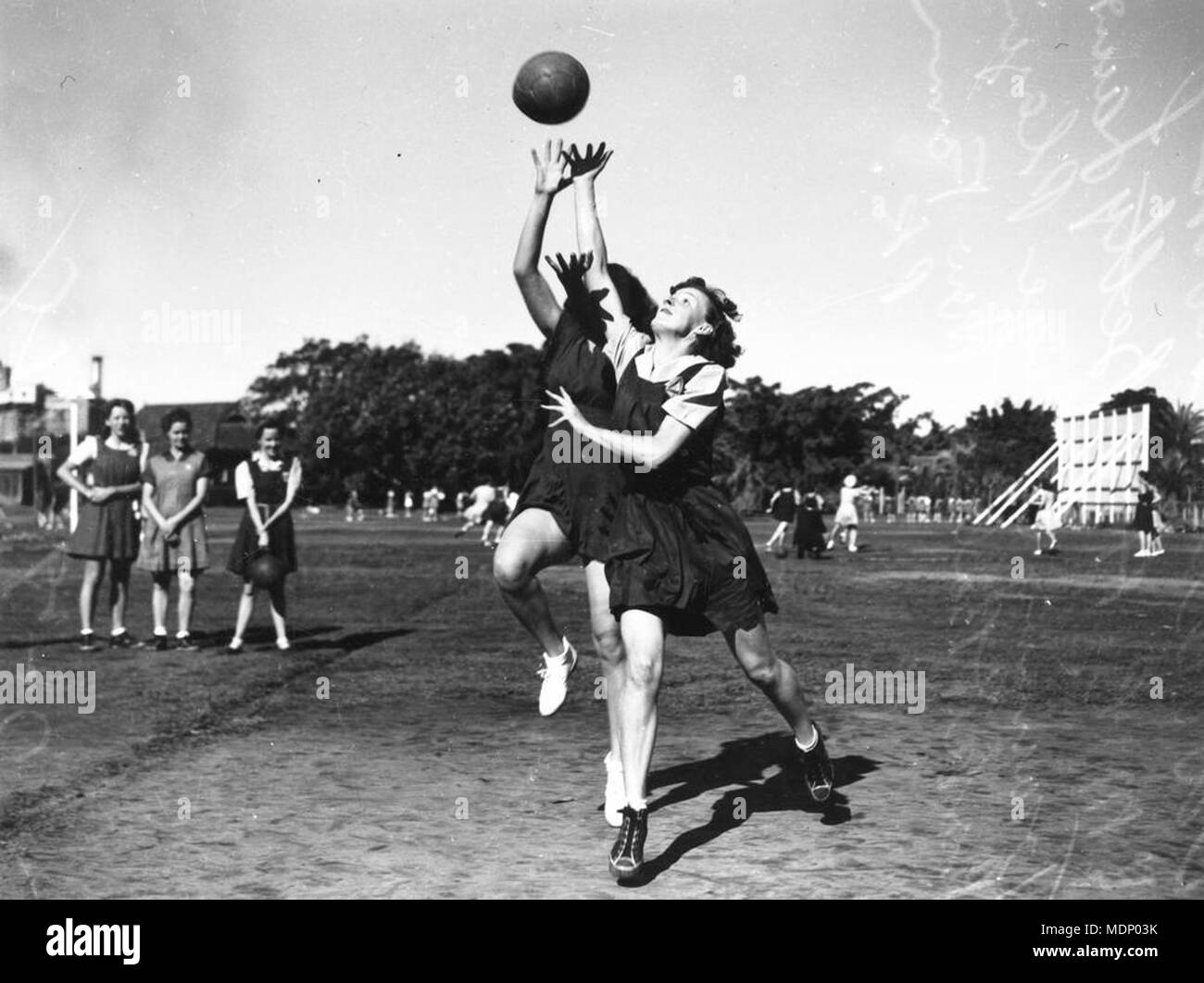 Womens basketball history hi-res stock photography and images - Alamy