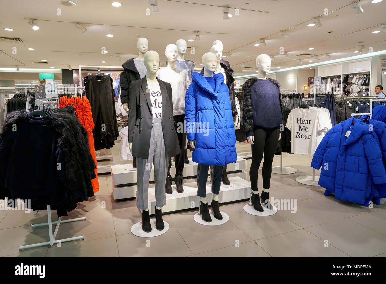 SAINT PETERSBURG, RUSSIA - CIRCA OCTOBER, 2017: inside H&M store in "Nevsky  center" shopping mall Stock Photo - Alamy
