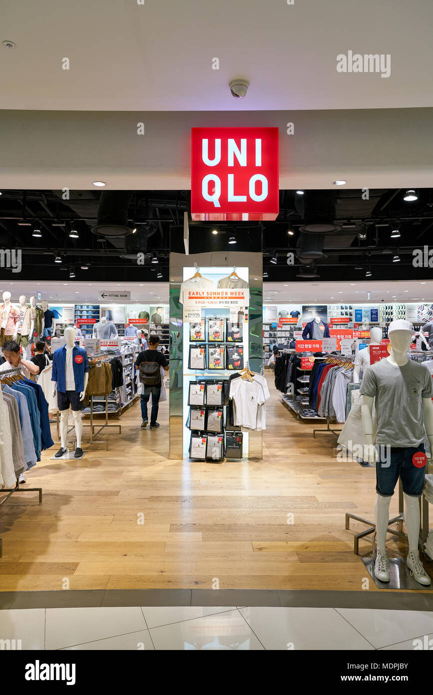 Uniqlo department store hi-res stock photography and images - Alamy