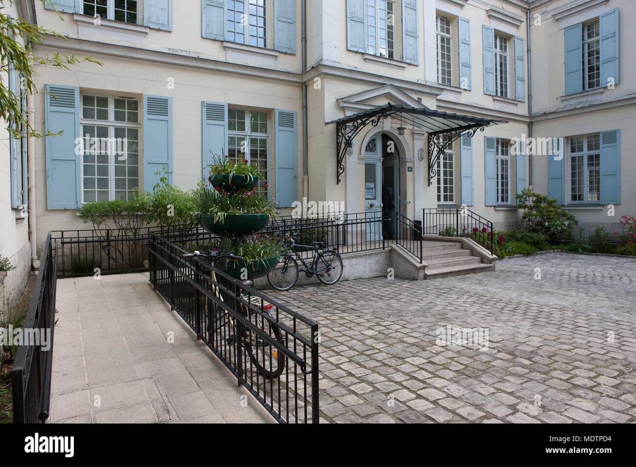 France, Clichy-la-Garenne, boulevard du General Leclerc, Maison des