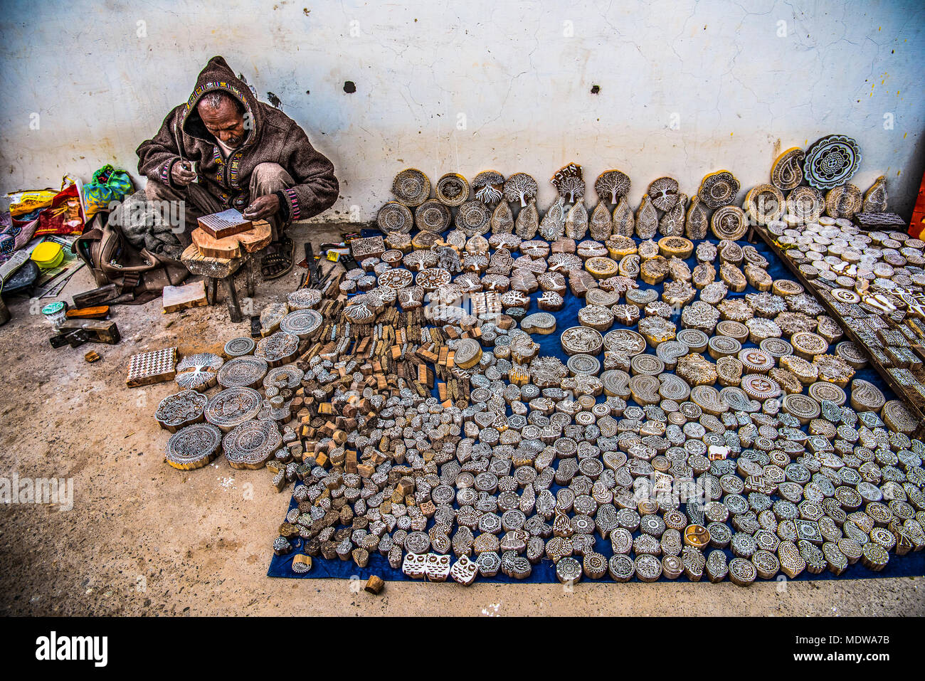 INDIA RAJASTHAN Pushkar. Wooden blockprinting dyes Stock Photo Alamy