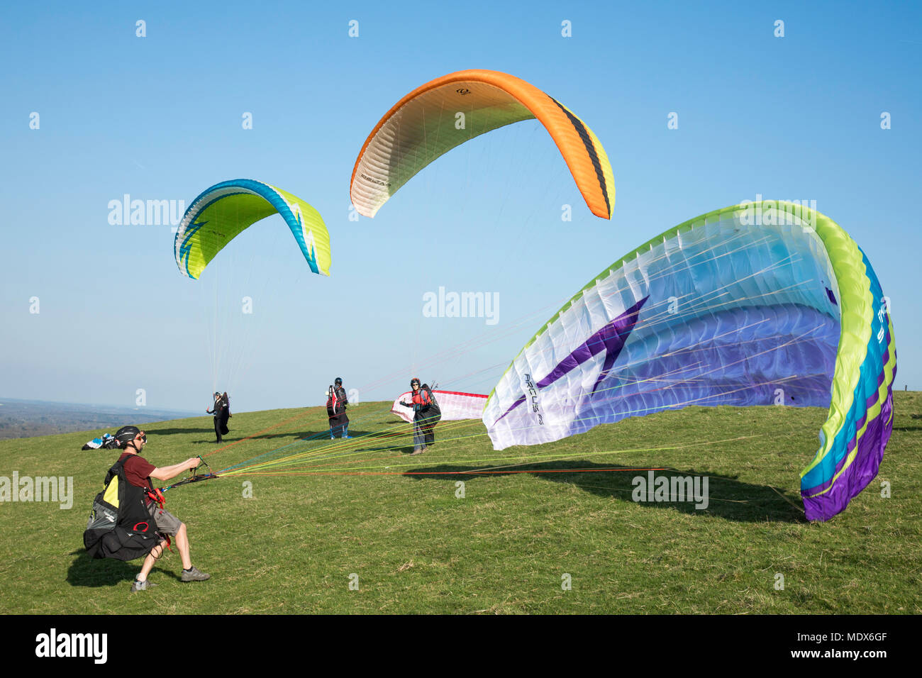 Hang gliding hires stock photography and images Alamy