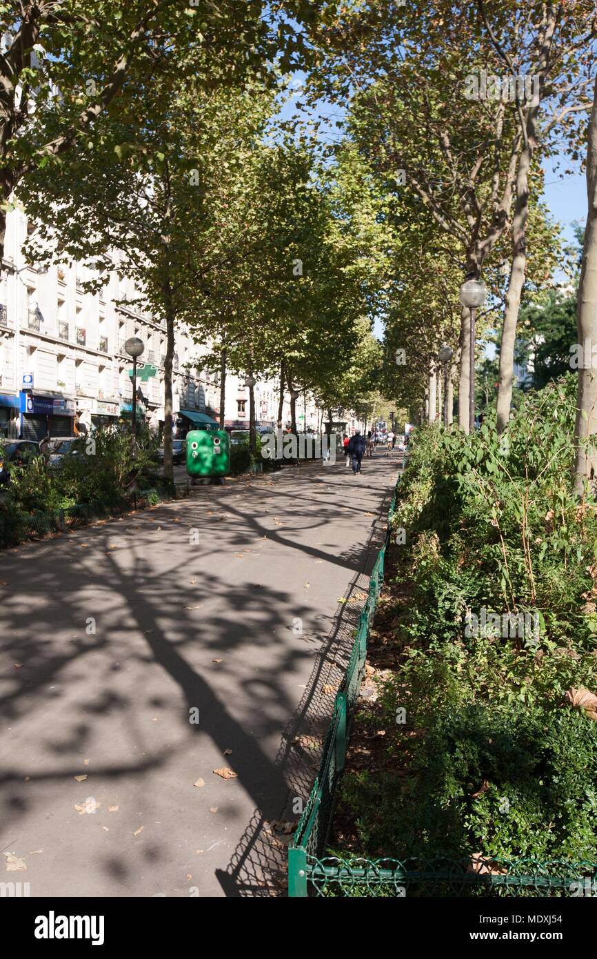 CPA PARIS 15e - Le Métropolitain - Boulevard Pasteur (83927
