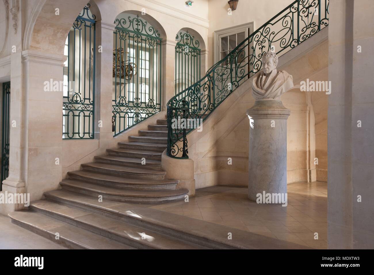 Paris, rue clovis, Lycée Henri IV, Escalier des Grands Hommes Stock ...