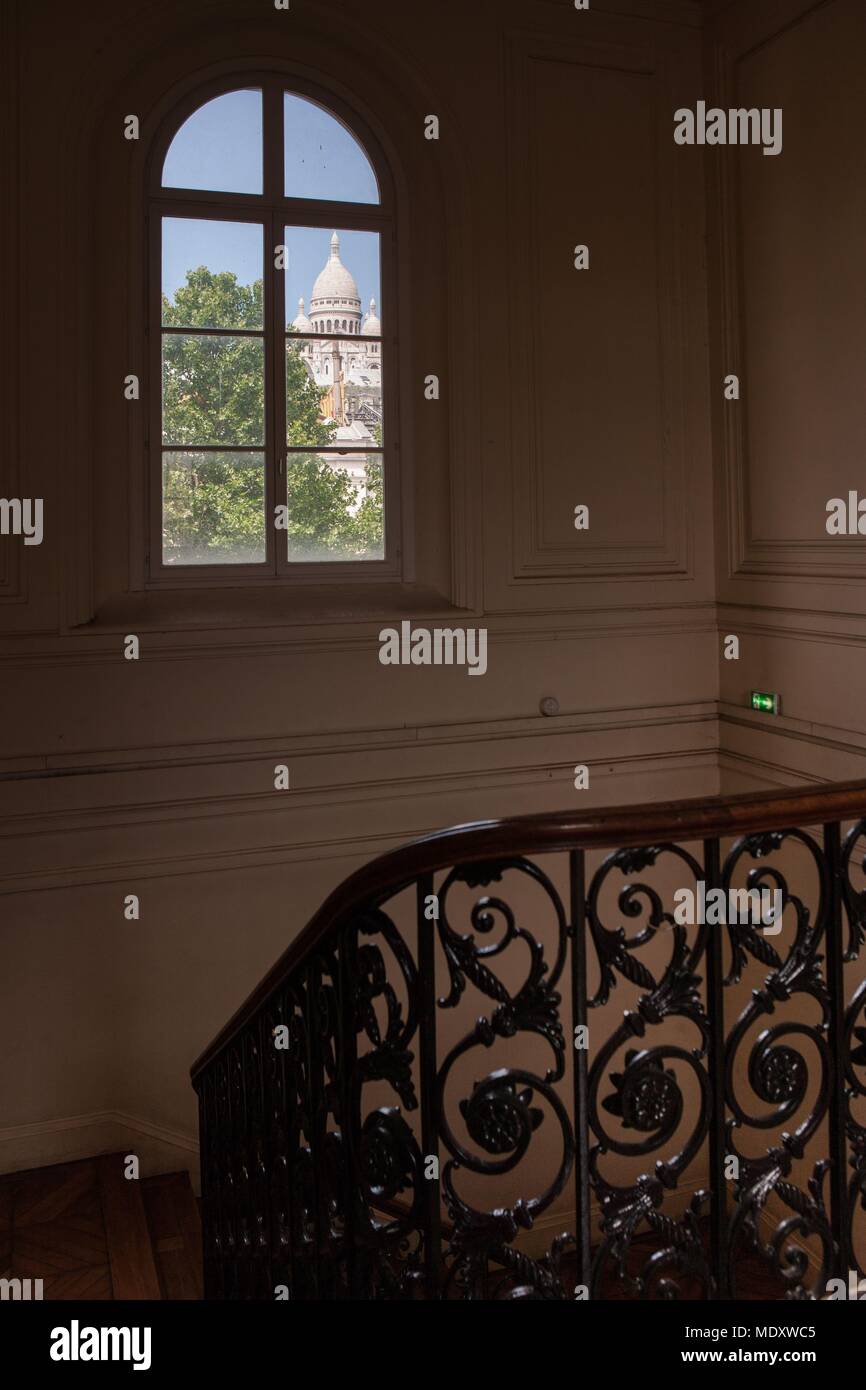 Paris, 12 avenue Trudaine, lycee jacques decour, stairs of the chapel