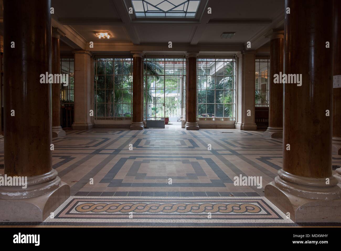 Lycee montaigne hi-res stock photography and images - Alamy