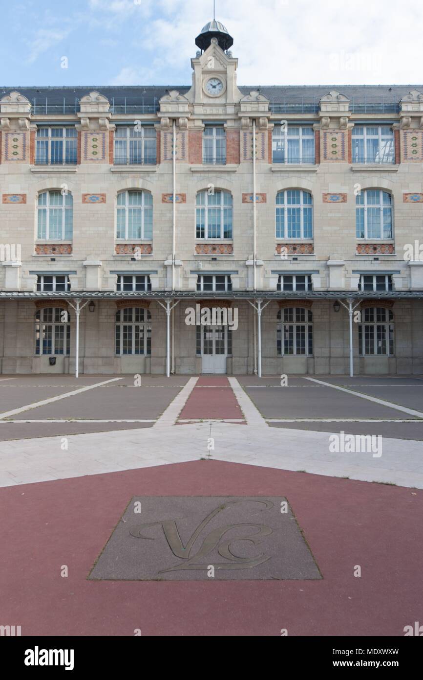 Voltaire high school hi-res stock photography and images - Alamy