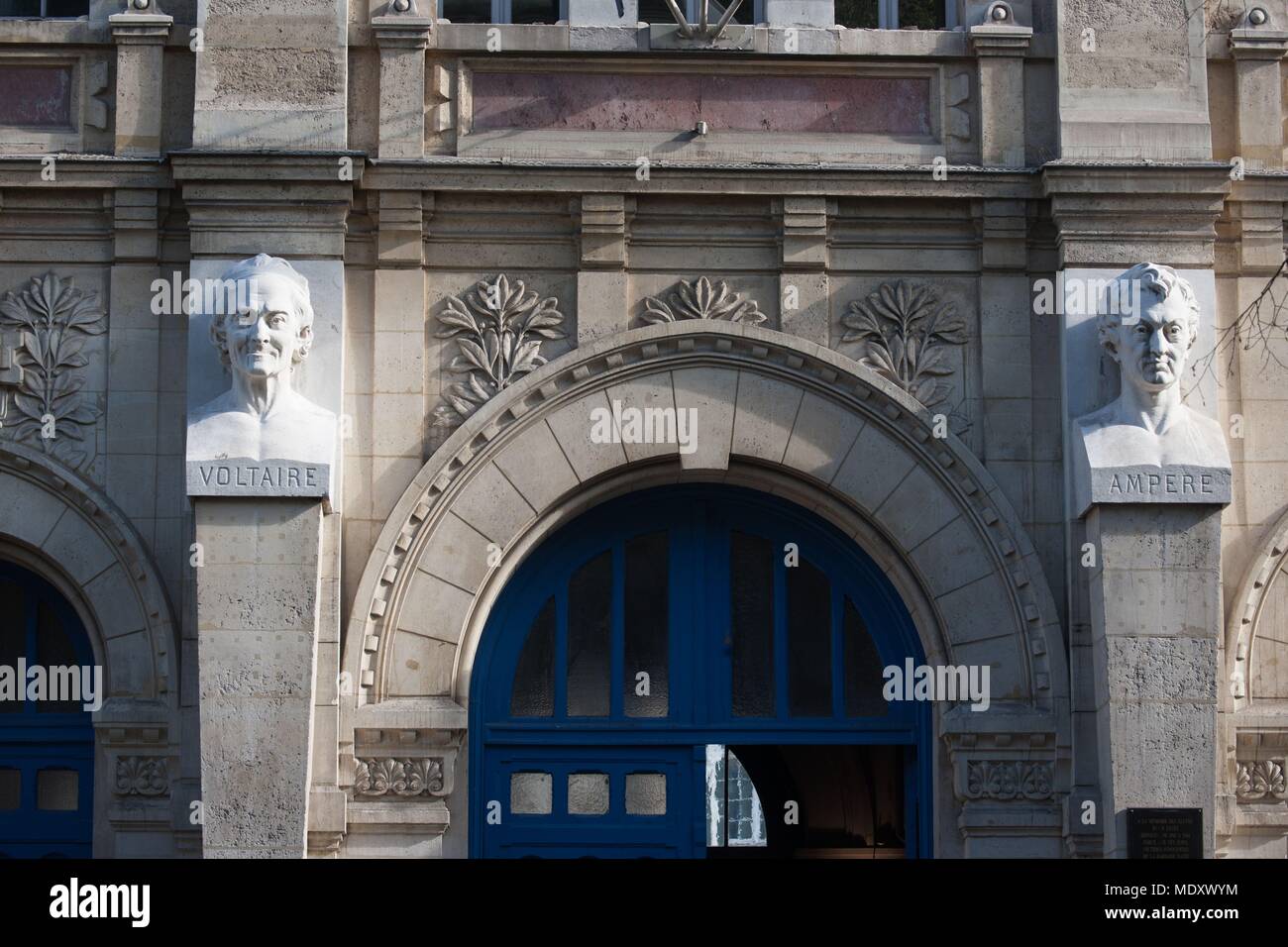 Paris, 101 avenue de la république, lycee Voltaire, facade over the ...