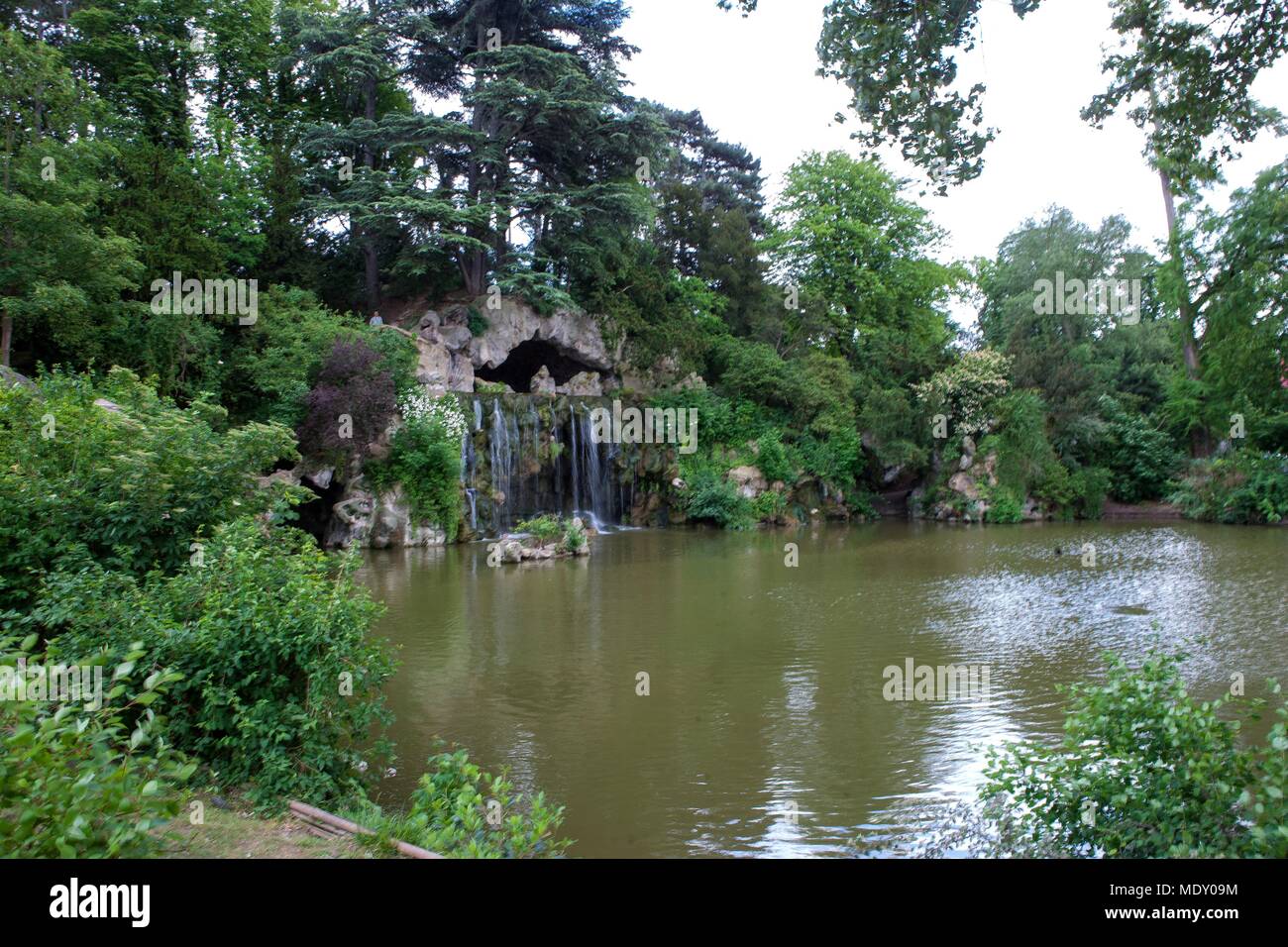 Paris, Bois de Boulogne, the Grande Cascade (the Great Cascade Stock Photo Alamy