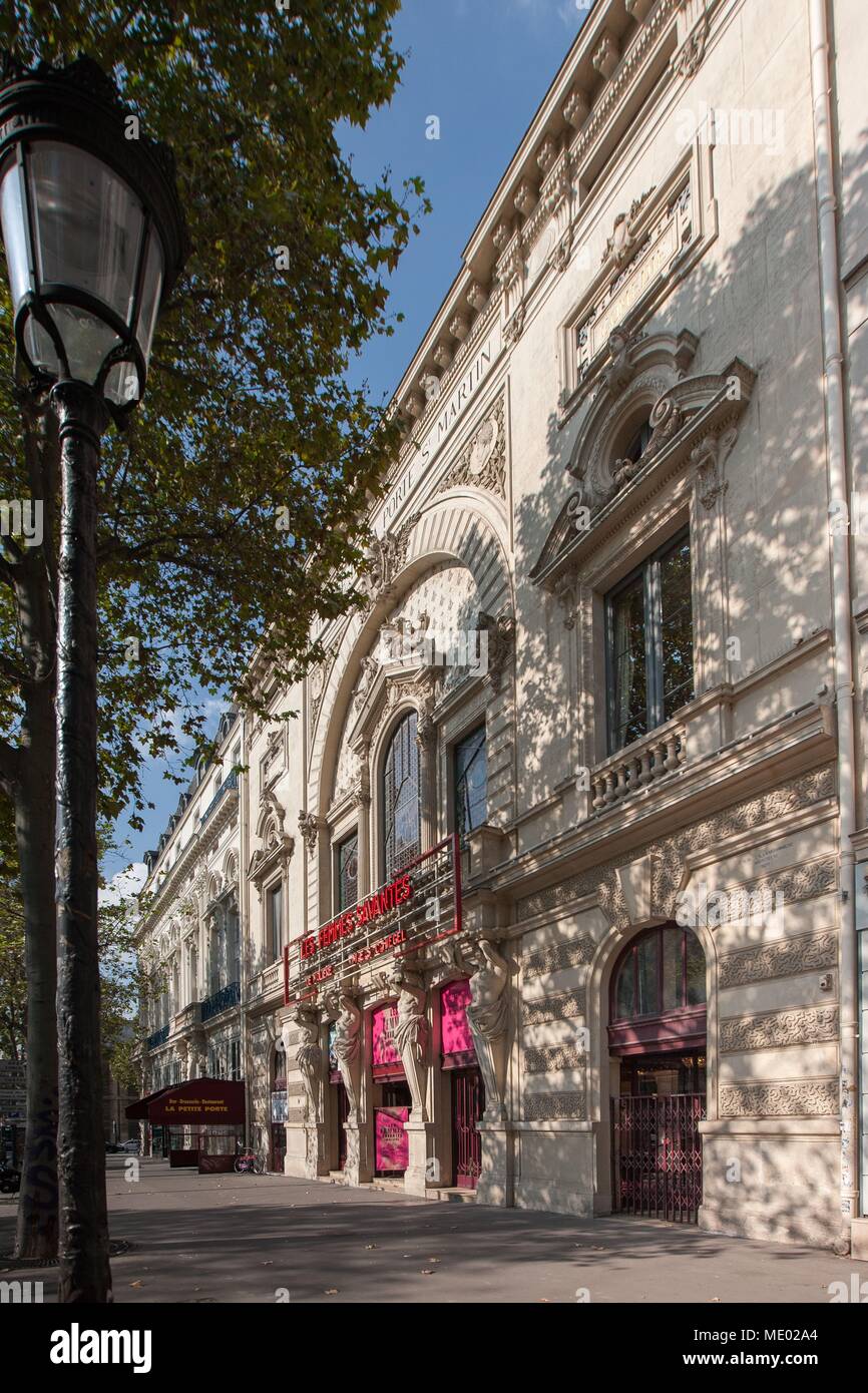 Paris, 18 boulevard Saint Martin, theatre de la porte Saint Martin,  Alexandre Dumas Stock Photo - Alamy