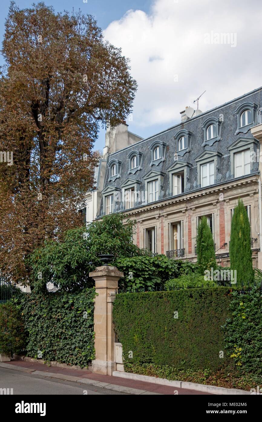 Paris,16 square de l avenue Foch, Marcel Pagnol lived here Stock Photo