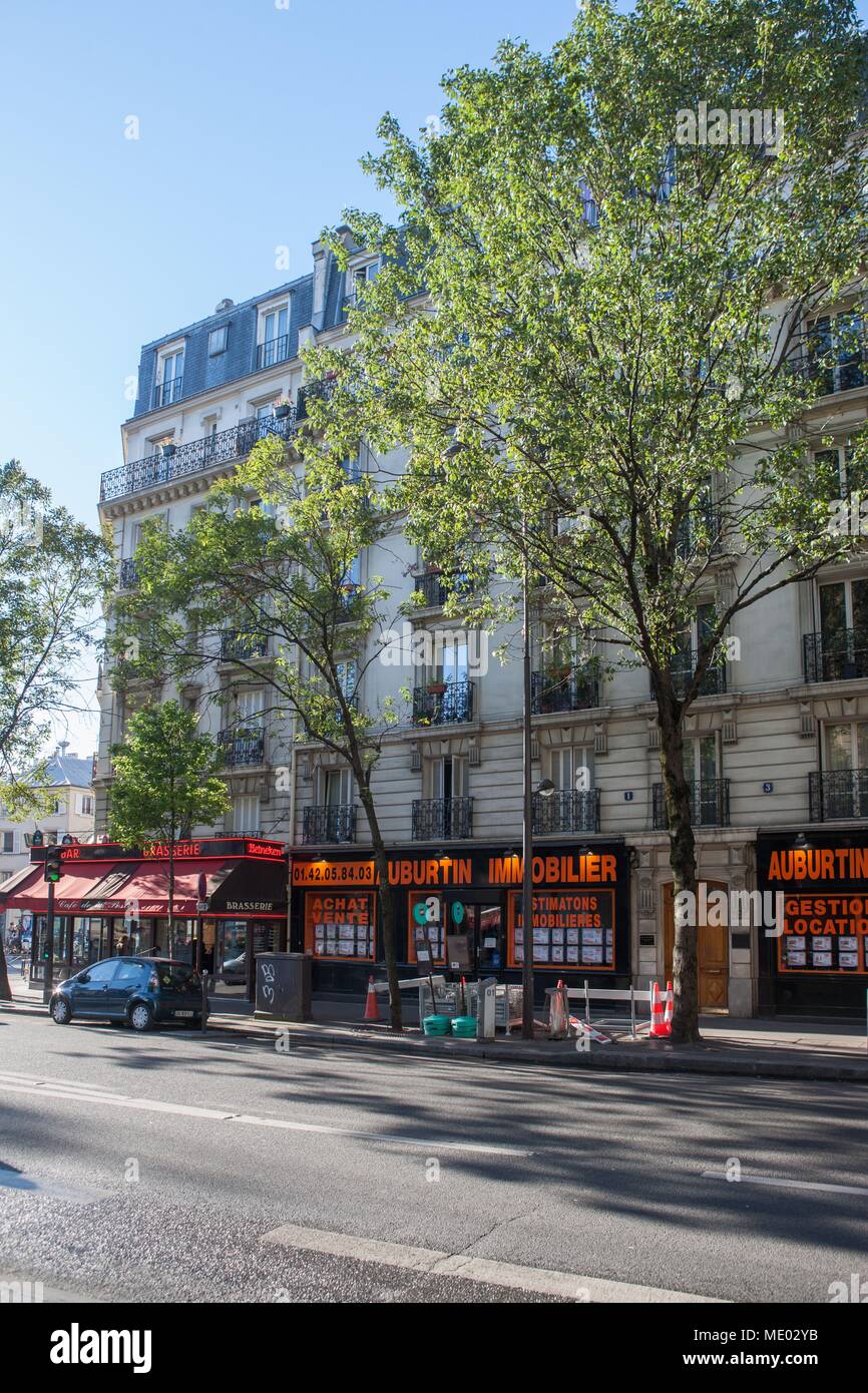 Rue Marx Dormoy Paris (France) Rue Marx Dormoy 22/08/202…, 41 OFF