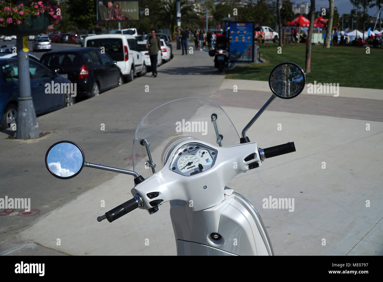 Vespa 946 Used Used Vehicle Stock Photo - Download Image Now - Bicycle,  Bicycle Seat, Car Key - iStock