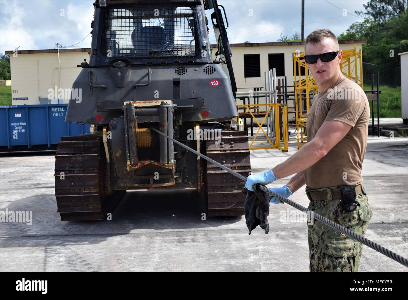 CAMP COVINGTON, Guam (Dec. 13, 2017) Construction Mechanic 3rd Class