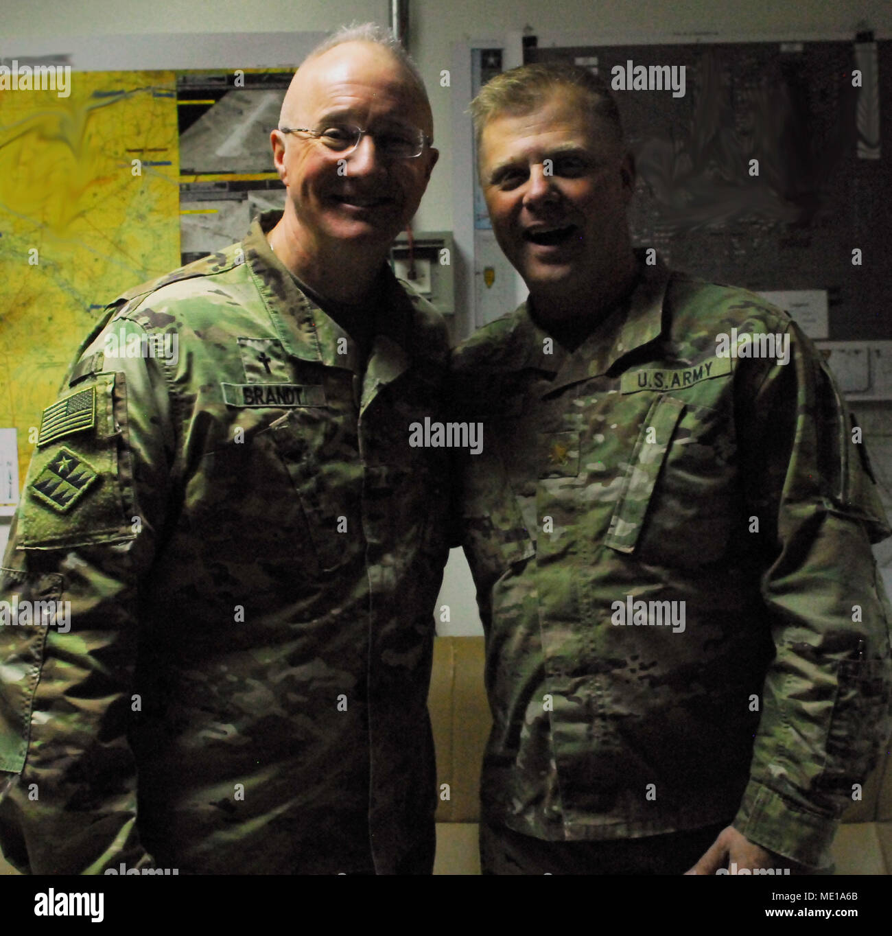 CAMP BUEHRING, Kuwait - Senior Army National Guard Chaplain and Deputy Chief of Chaplains, (CH) Brig. Gen. Kenneth Brandt (left) stands next to 449th Combat Aviation Brigade Chaplain (CH) Maj. John Mozingo, Dec. 23, 2017 at Camp Beuhring.  Brandt met with chaplains and leadership staff from the outgoing 29th CAB and the incoming 449th CAB who are supporting Operation Inherent Resolve.  (US Army Photo by Staff Sgt. Leticia Samuels, 449th Combat Aviation Brigade) Stock Photo