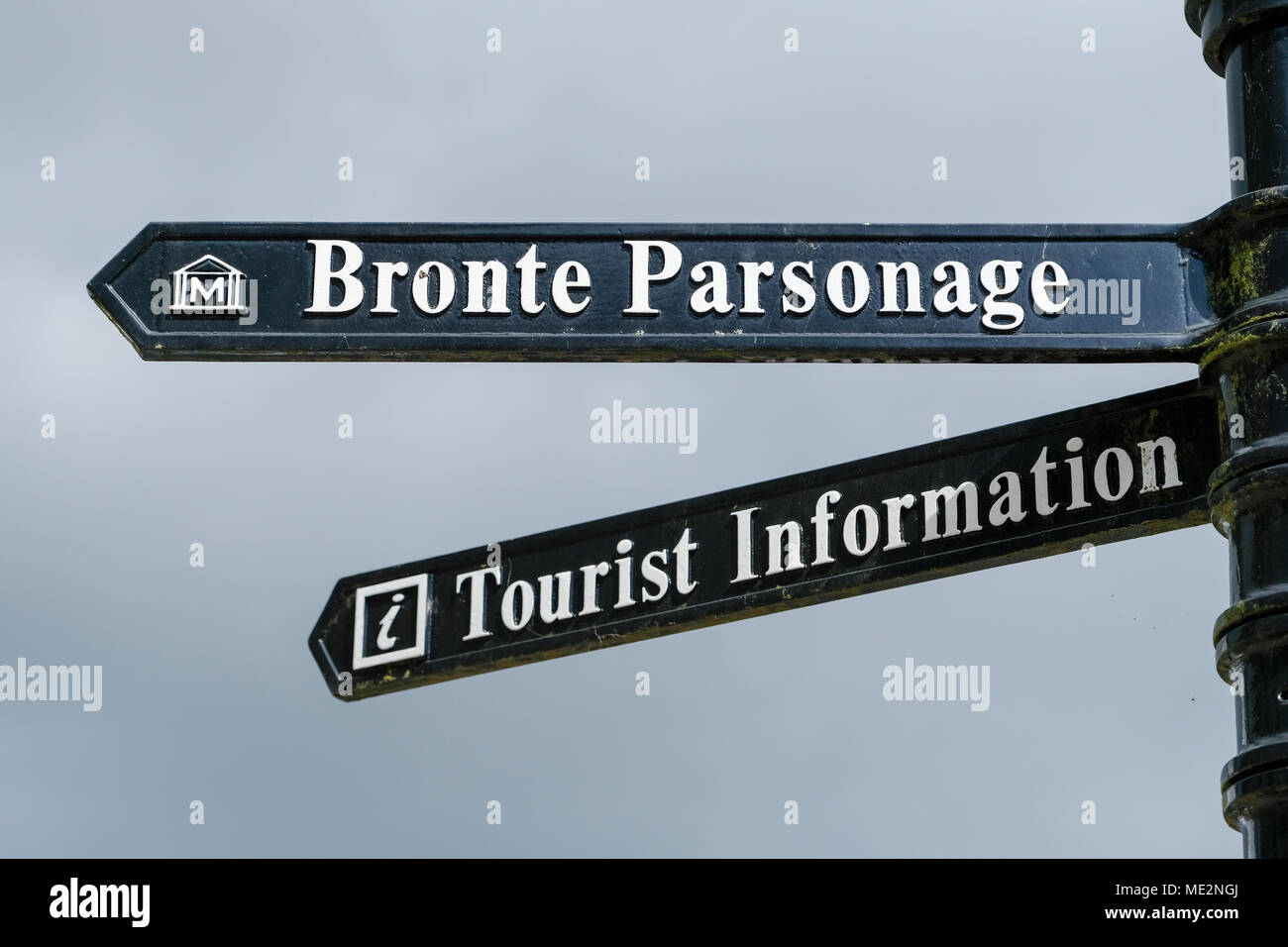 Bronte country sign hi-res stock photography and images - Alamy