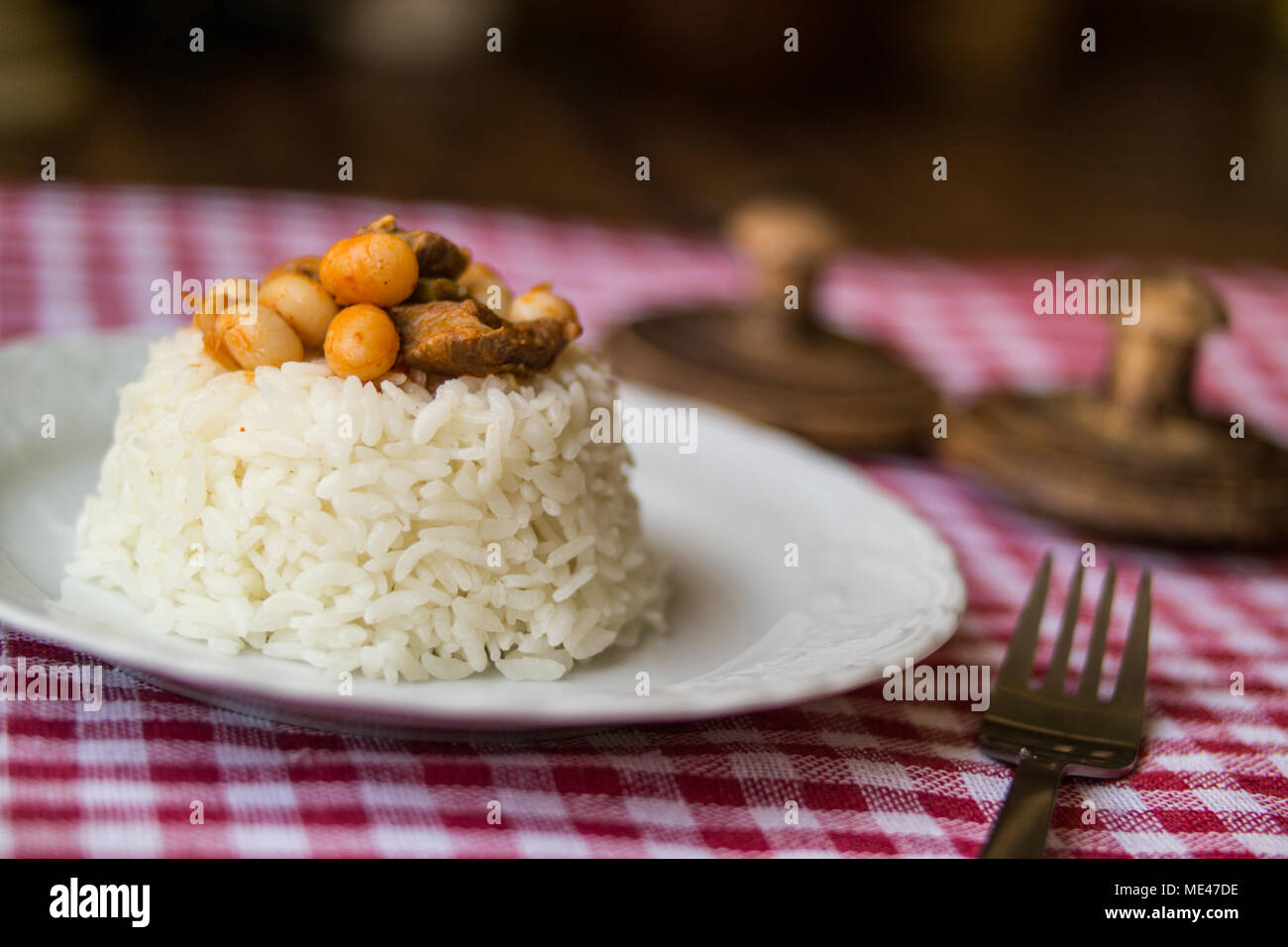 Turkish Baked Beans with Rice Pilav / Pilaf / Kuru Fasulye Stock Photo Alamy