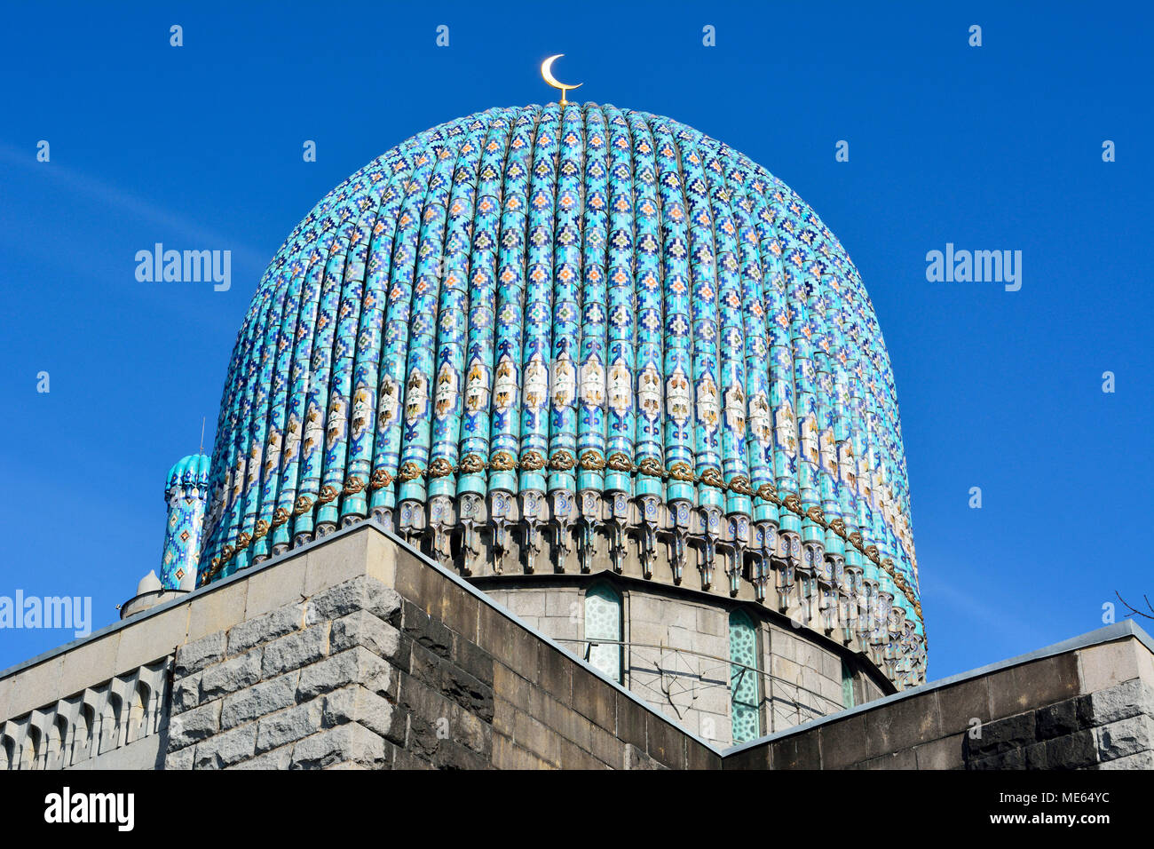 St Petersburg, Russia - March 27, 2018. Dome of the St Petersburg mosque, with mosaic ceramics. Stock Photo