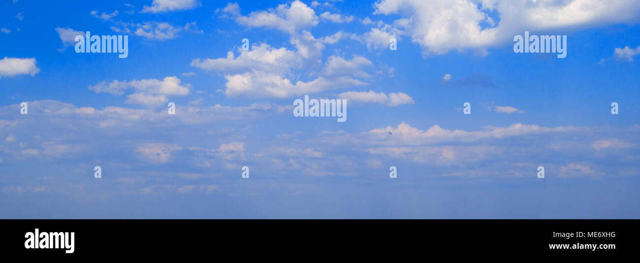 beautiful blue sky background with white clouds Stock Photo - Alamy