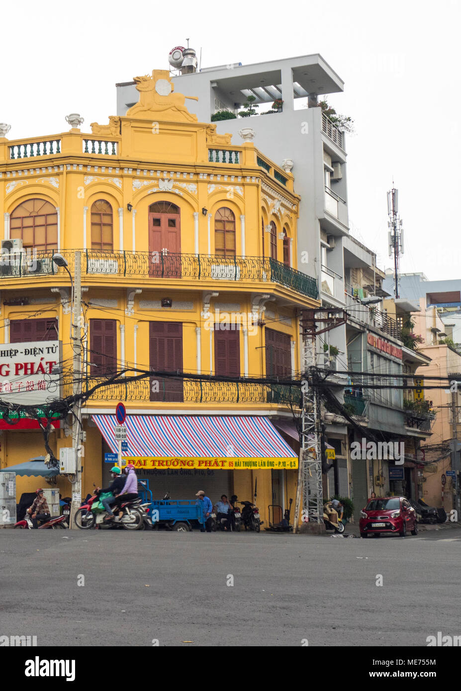 French colonial architecture in vietnam hires stock photography and