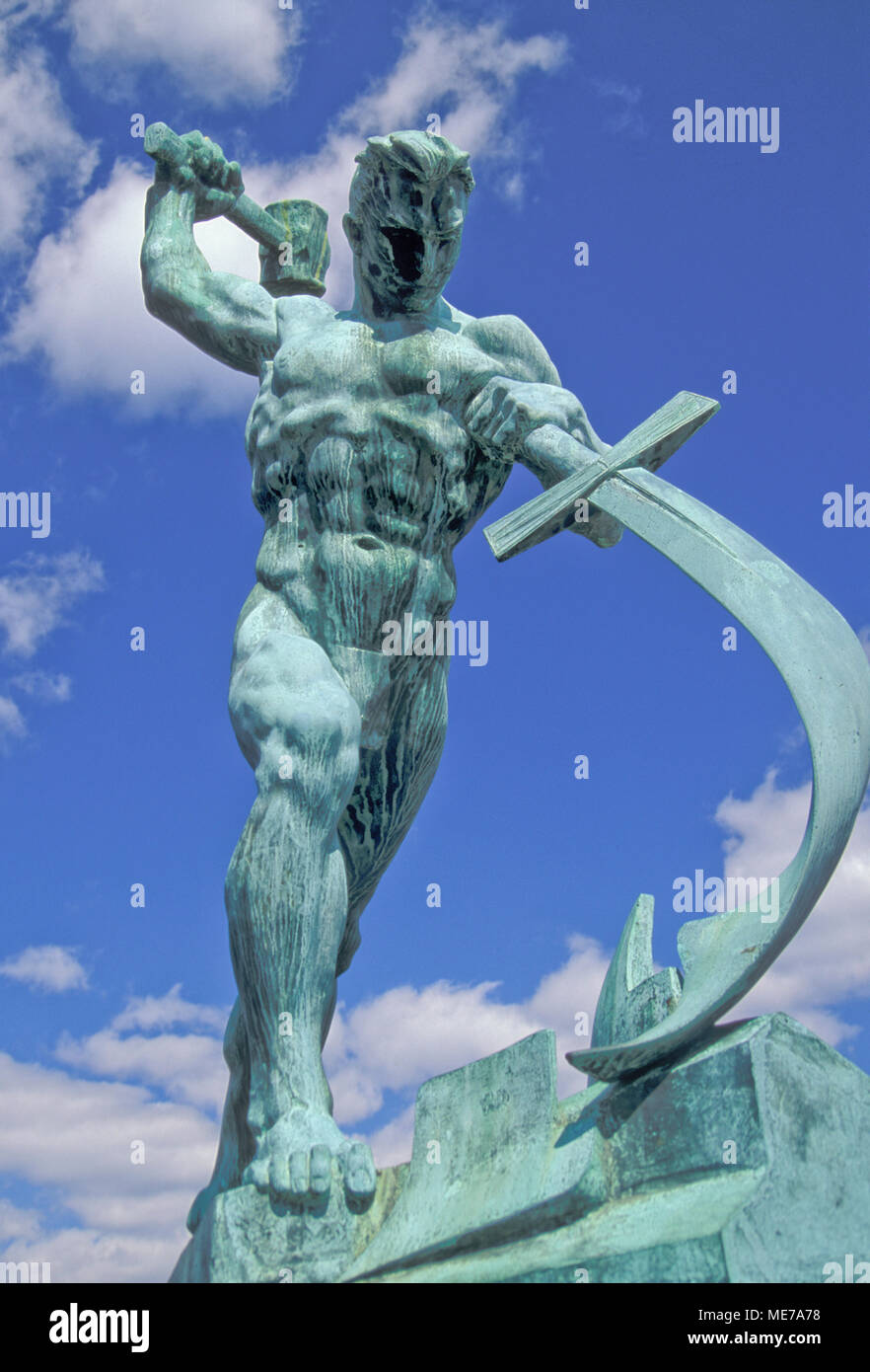 World Peace Statue, United Nations Gardens, NYC 1999 Stock Photo Alamy