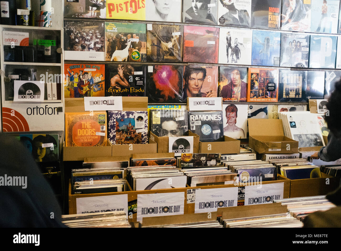Copenhagen, Denmark. 21st April, 2018. Vinyl record fans are digging the  crates in the Danish vinyl store Route 66, which is one of many independent  records stores that take part in worldwide