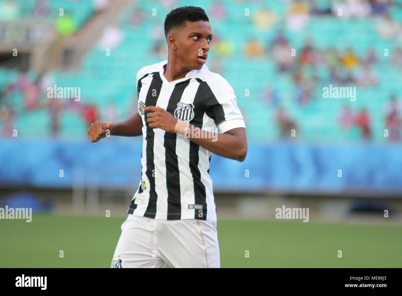 Rodrygo Goes and Paulinho, summoned with the CBF- Confederação Brasileira  de Futebol - Brazil SOCCER - VANQUISH