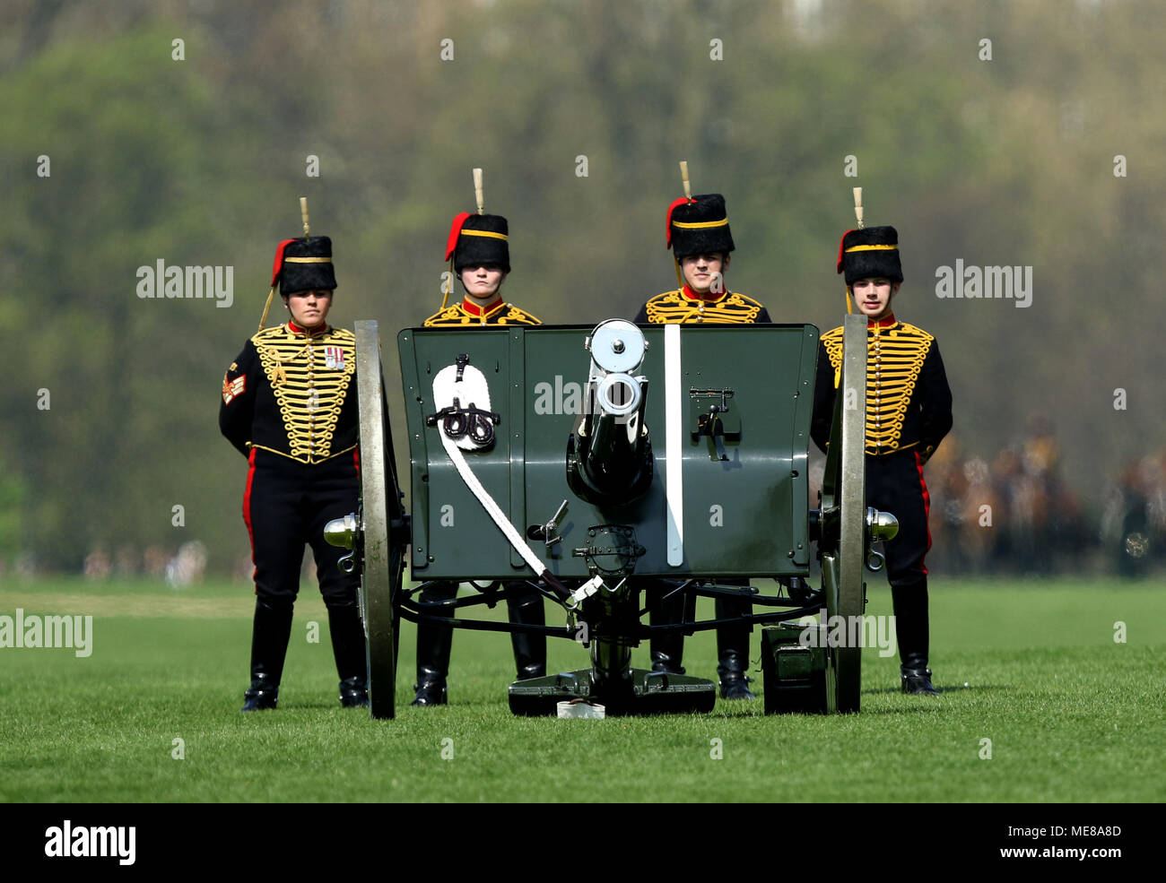 London, UK, 21 April 2018. Soldiers get ready. A 41gun salute is fired
