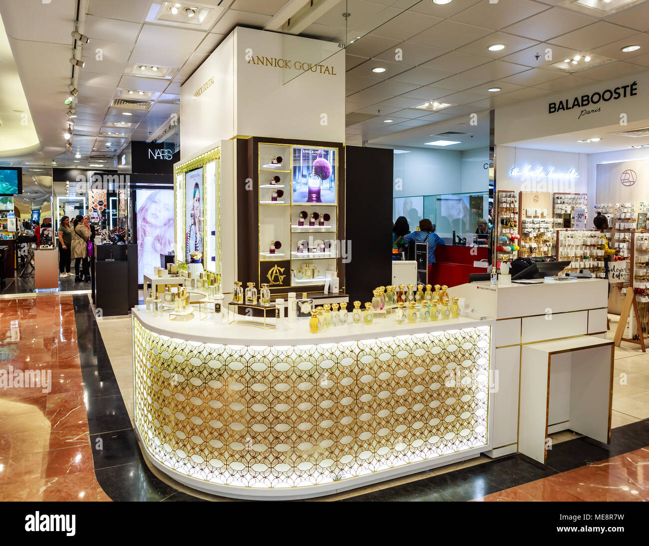 View inside Galeries Lafayette Department Store, Shopping Mall. Paris.  France Stock Photo - Alamy