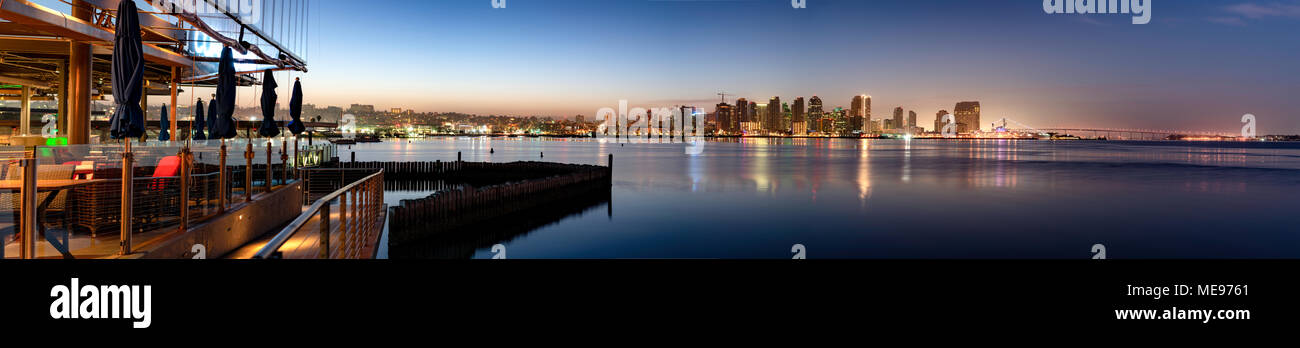 Sunrise san diego skyline view hi-res stock photography and images - Alamy