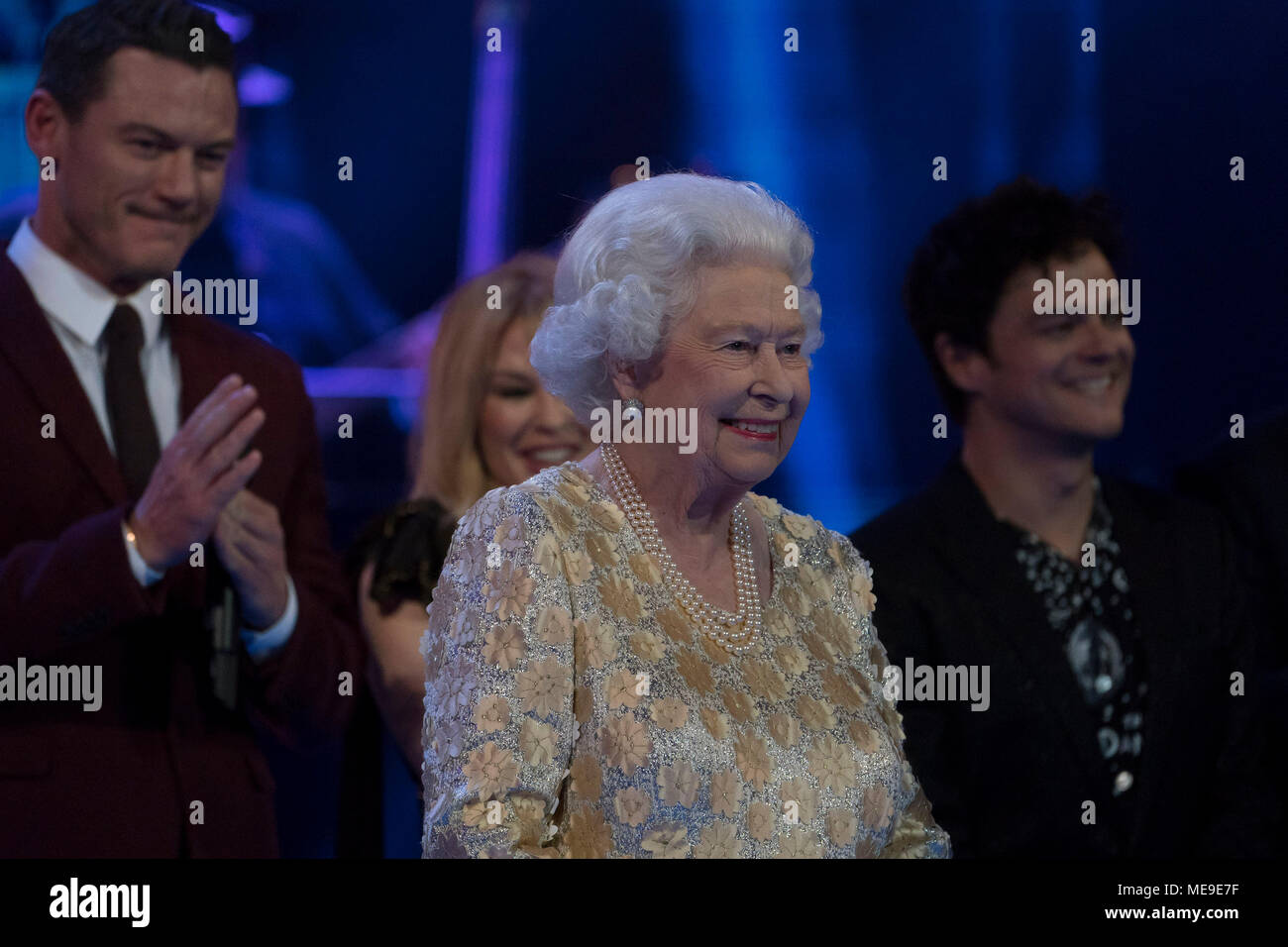 Queen elizabeth ii on stage royal albert hall hi-res stock photography