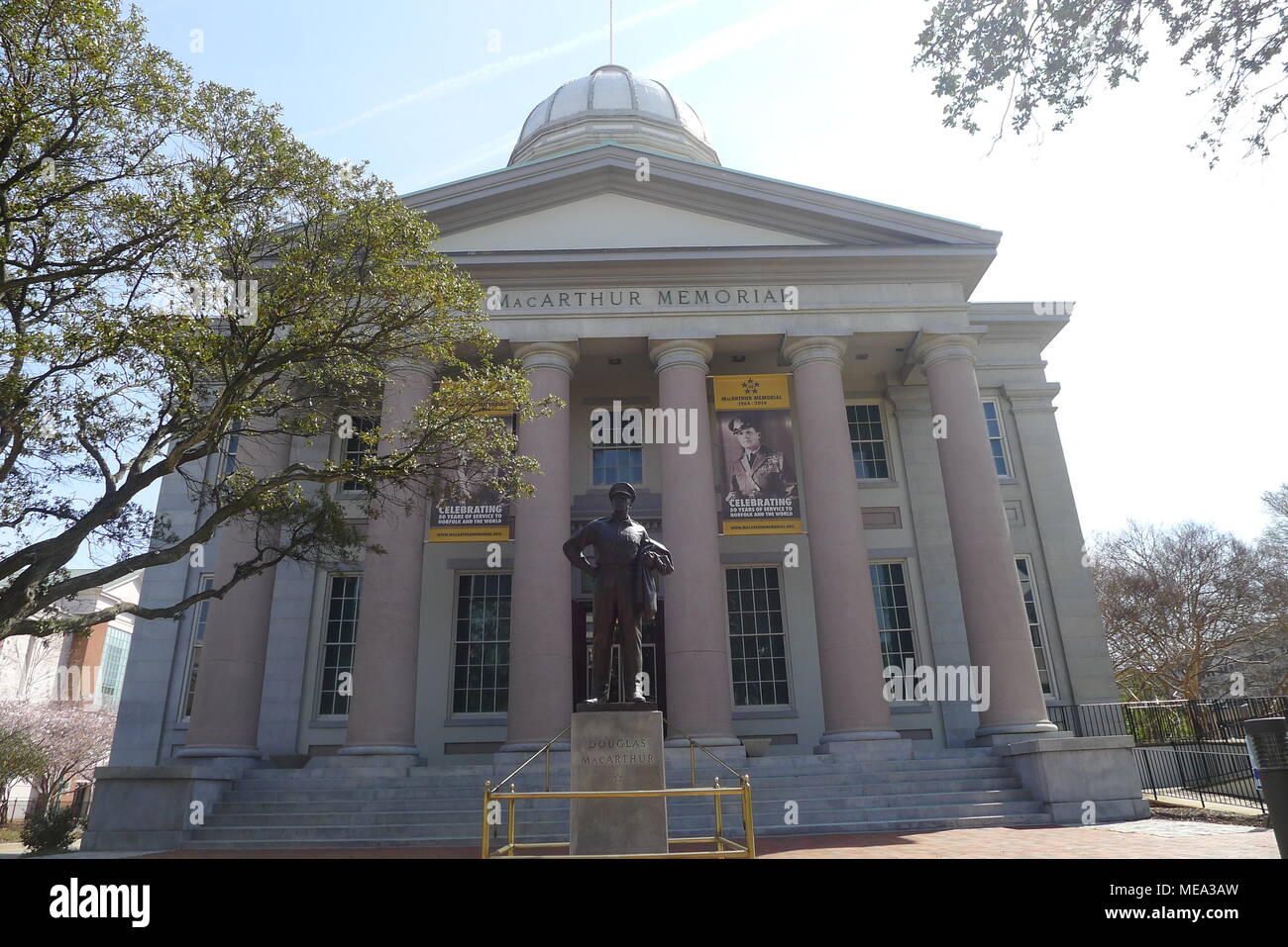 The MacArthur Memorial and MacArthur Stock Photo Alamy