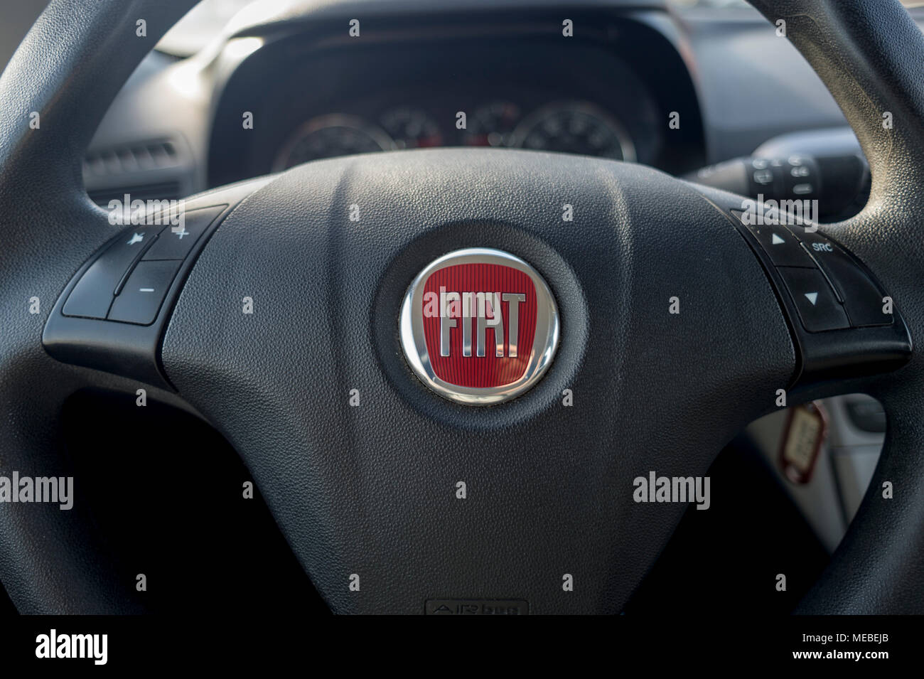 fiat punto steering wheel