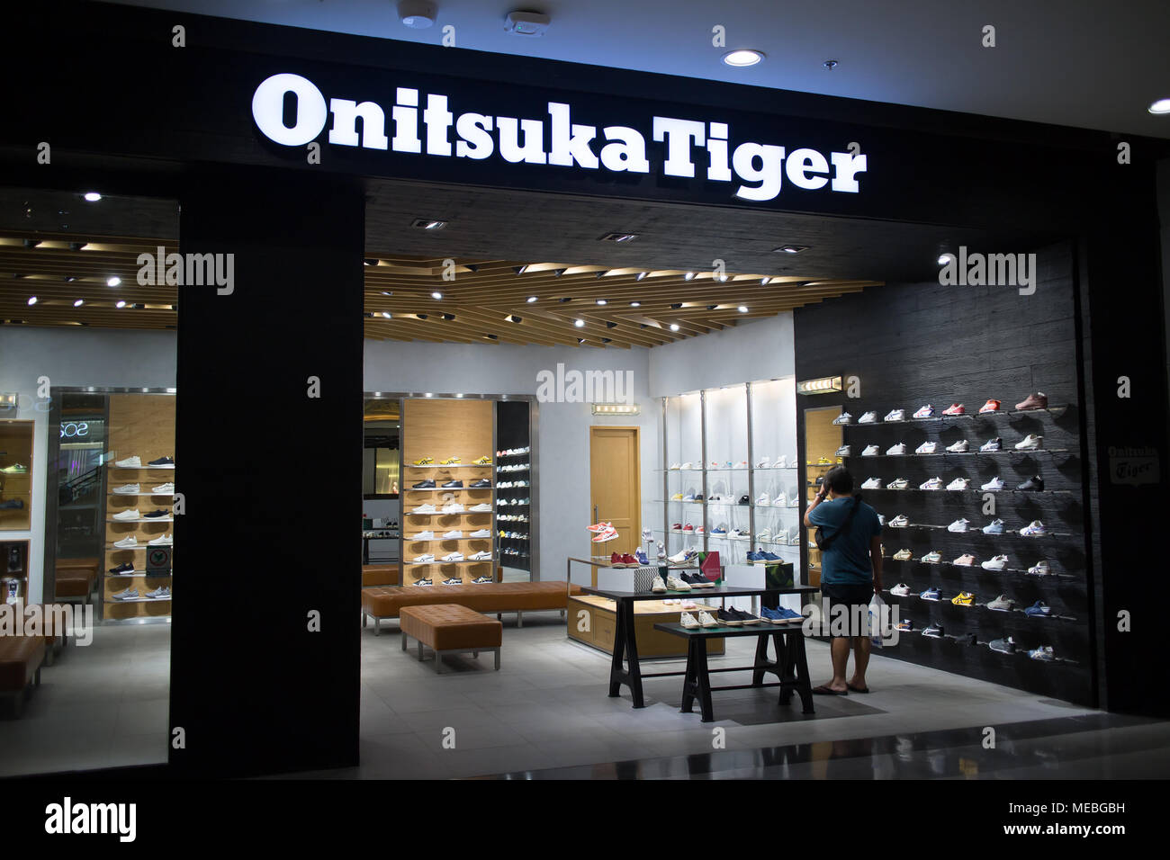 onitsuka tiger shop near me