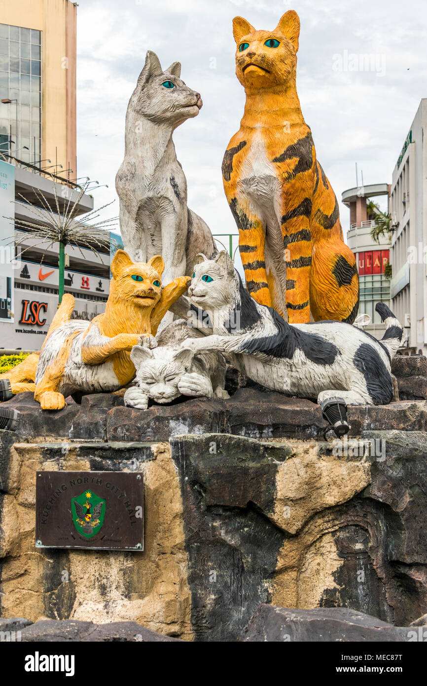 Statues of Kuching cats Kuching Sarawak Borneo Stock Photo Alamy