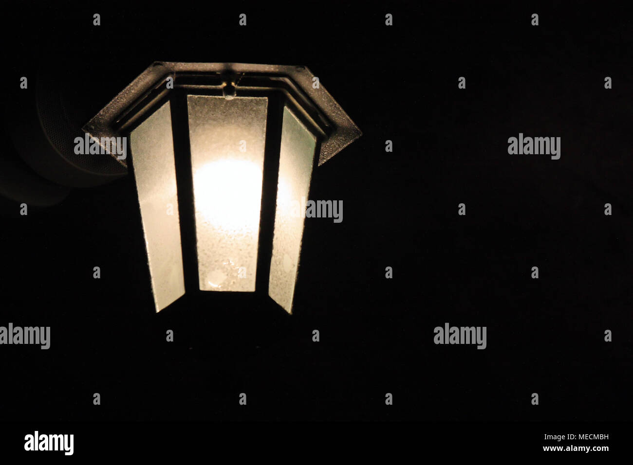 Old vintage lamp hi-res stock photography and images - Alamy