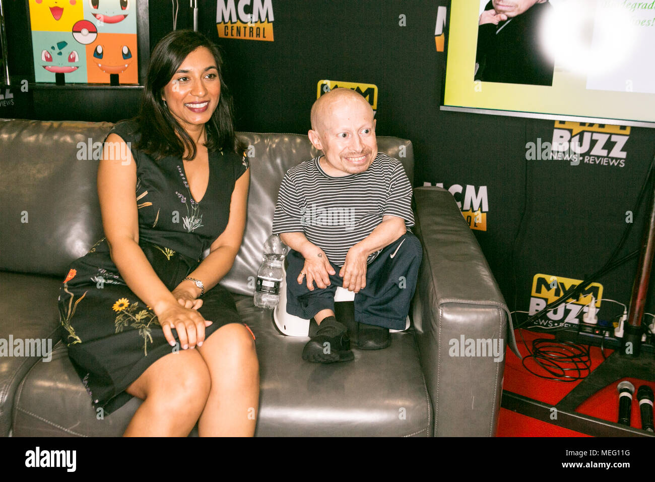 Actor Verne Troyer dies aged 49 21 April 2018 :   Images from Comic Con 2017 Stock Photo