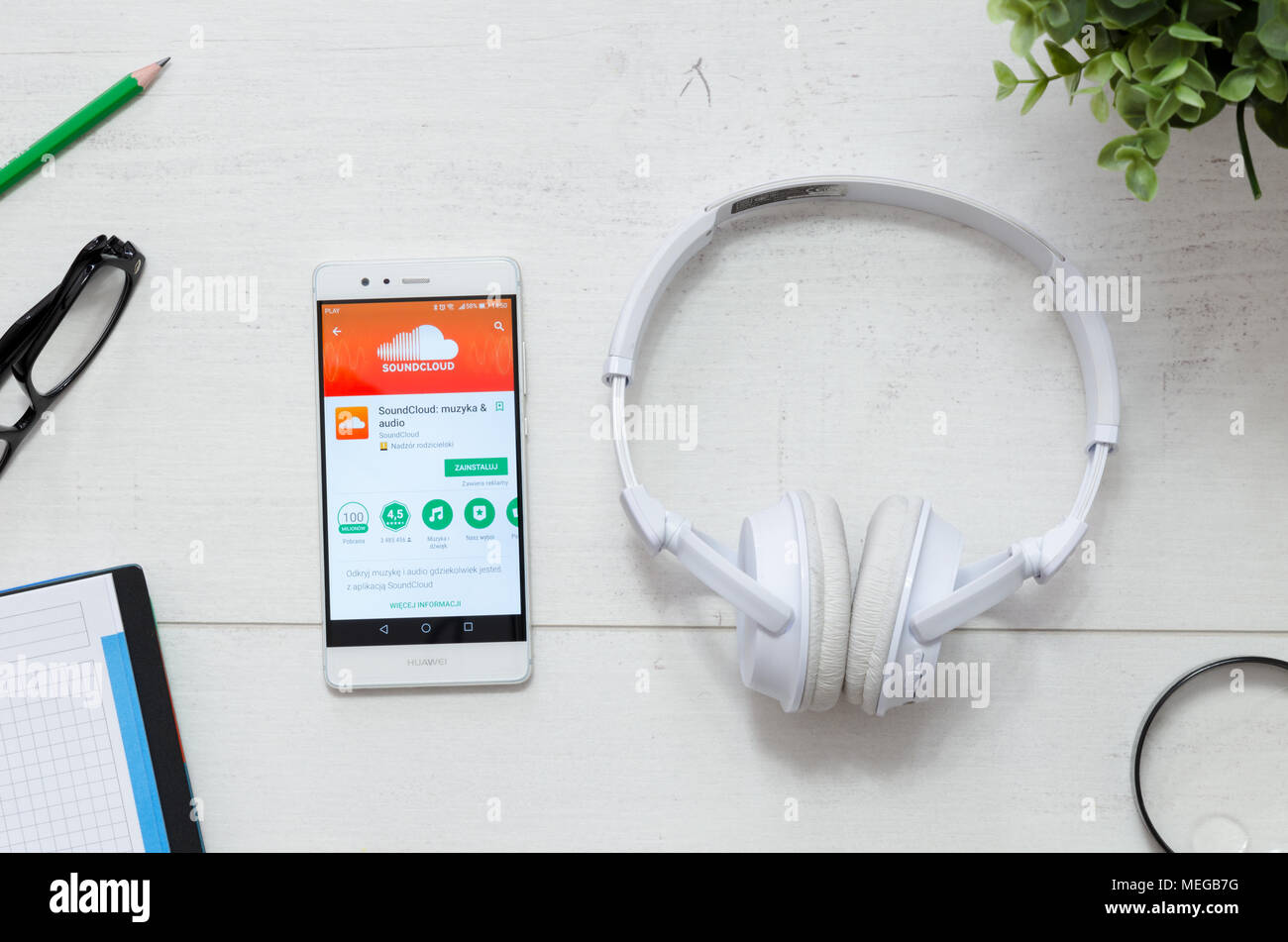 WROCLAW, POLAND - MARCH 29, 2018: Soundcloud is a service that offers legal streaming music. Smartphone with Soundcloud app in Google Play store on de Stock Photo