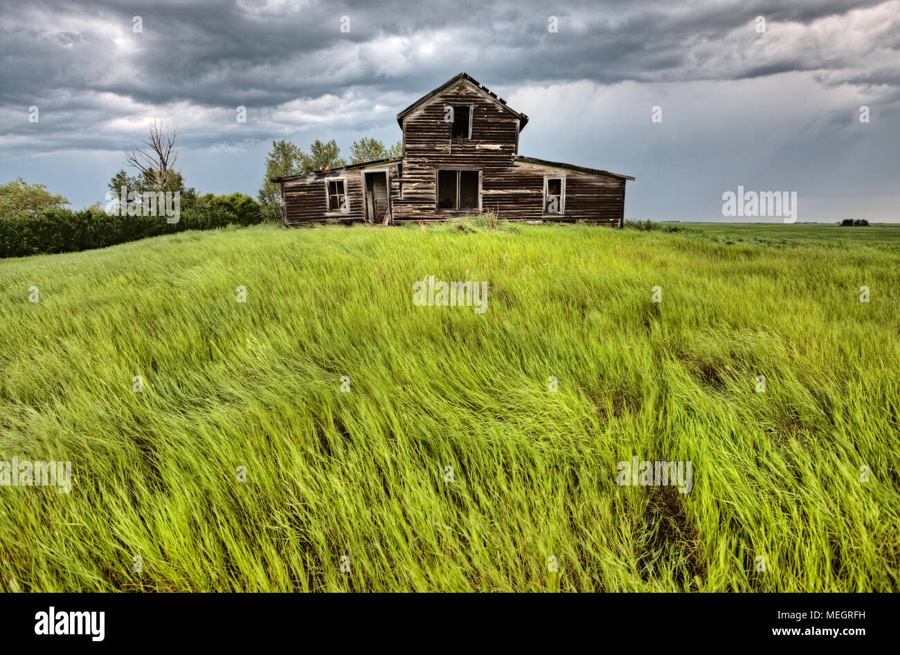 Rural canada home hi-res stock photography and images - Alamy