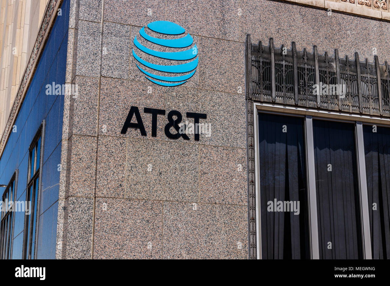 Dayton - Circa April 2018: AT&T downtown office. AT&T now offers IPTV, VoIP, Cell Phones and DirecTV XI Stock Photo