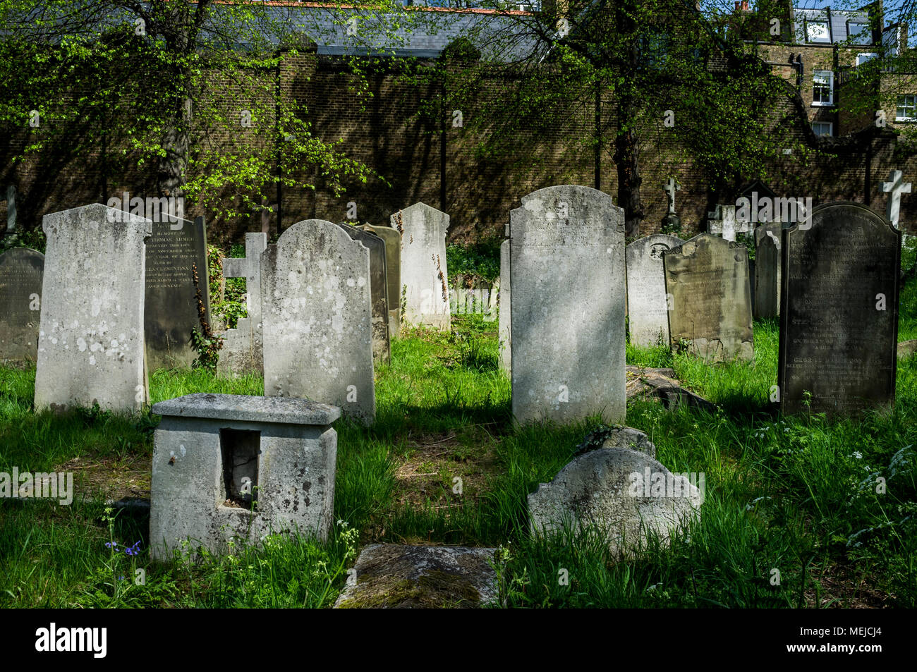 Graves in Brompton Cemetery, west London Stock Photo