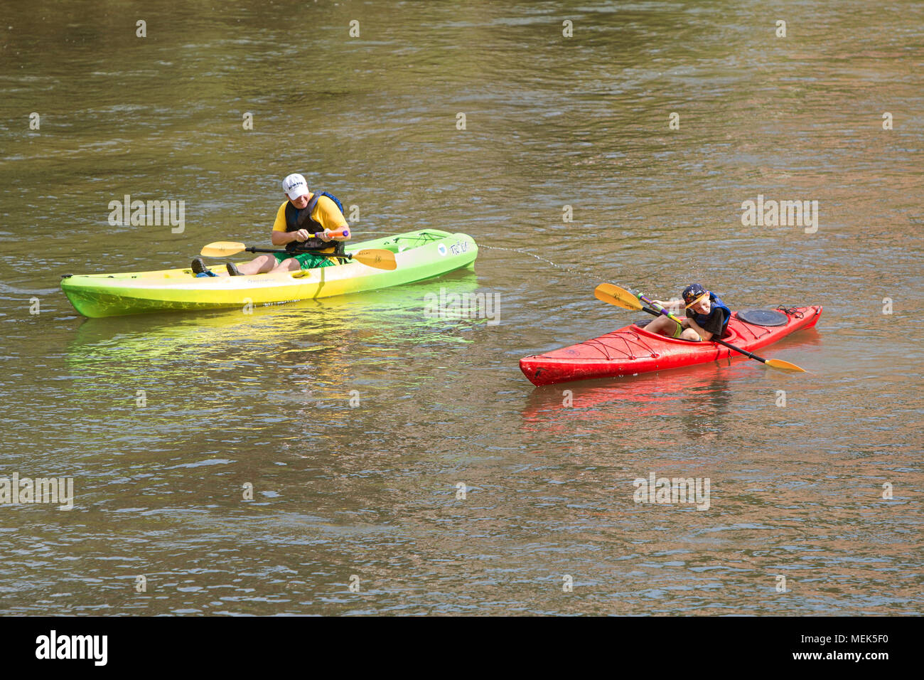 Chattahoochee river atlanta rafting hires stock photography and images